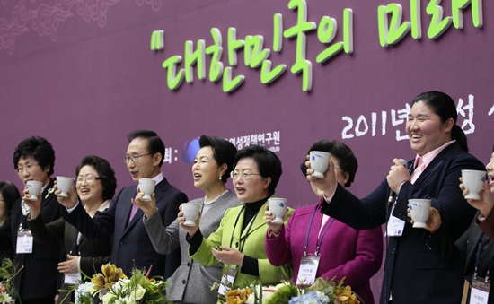 신년인사bm7j0620.jpg